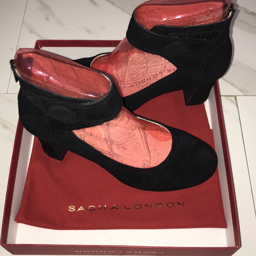 Sacha London